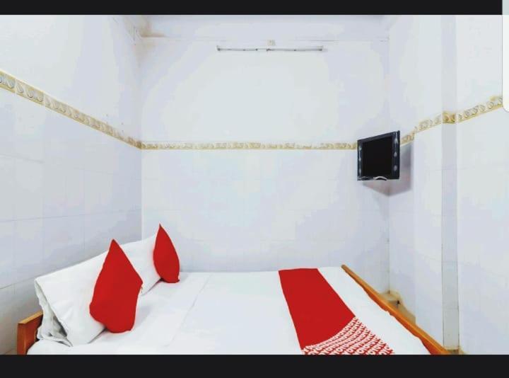 Metro Lodge Hyderabad Exterior photo