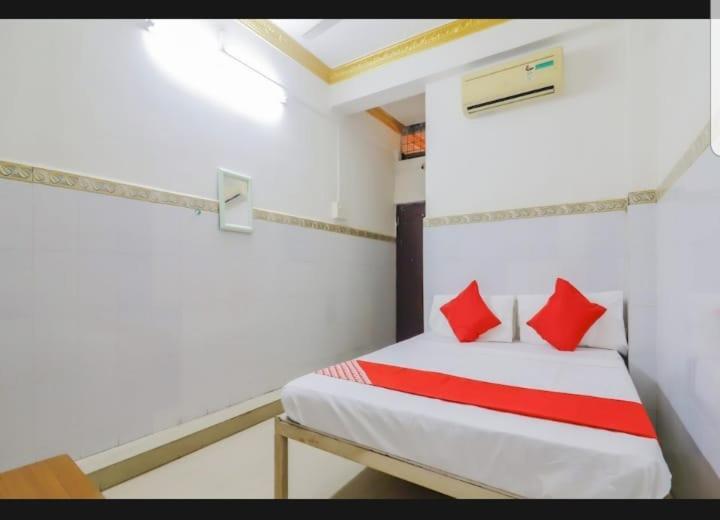 Metro Lodge Hyderabad Exterior photo